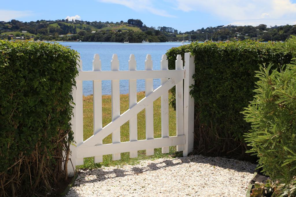 Te Whau Bay Oakura Bay Villa - Stay Waiheke מראה חיצוני תמונה
